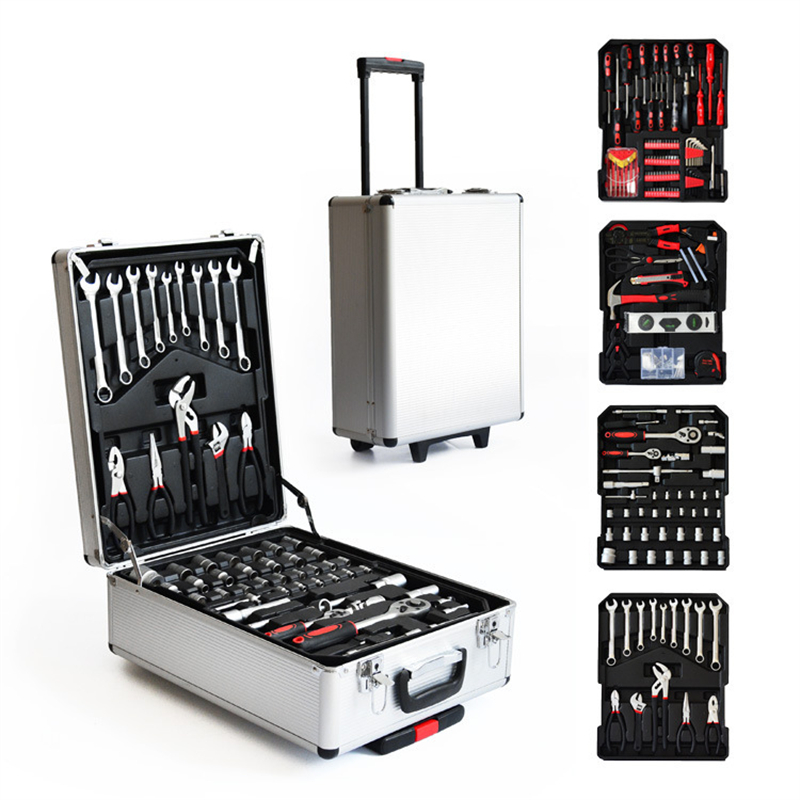 186ピース アルミケース入り トロリー式 メカニック 自動 - Socket Set のレビューと価格