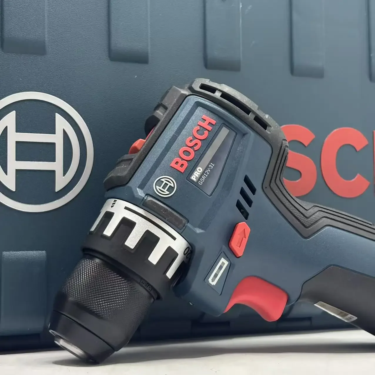 ボッシュ プロフェッショナル GSR 12V-31 コードレ - Torque Wrench のレビューと価格
